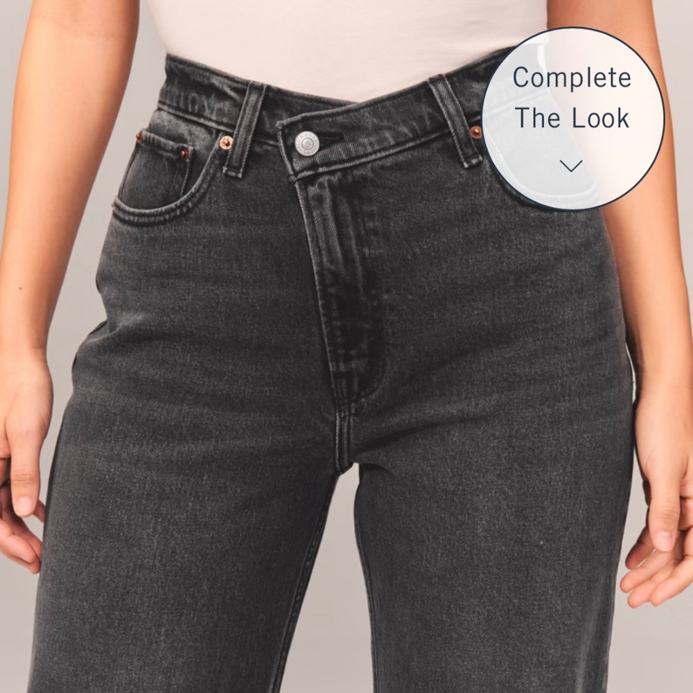 Abercrombie & Fitch High Rise 90s Relaxed Jean